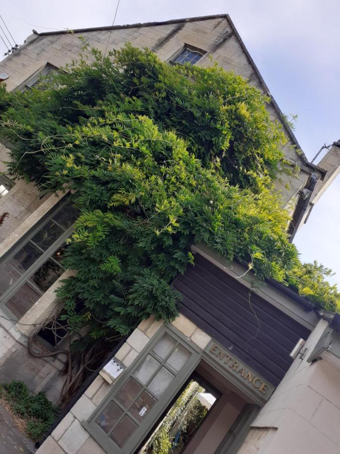 The Barge Inn Bradford-On-Avon Exterior photo